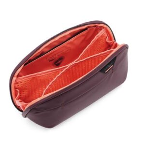 Peak Design Small Wash Pouch Review: The Ultimate Weatherproof Toiletry Bag?