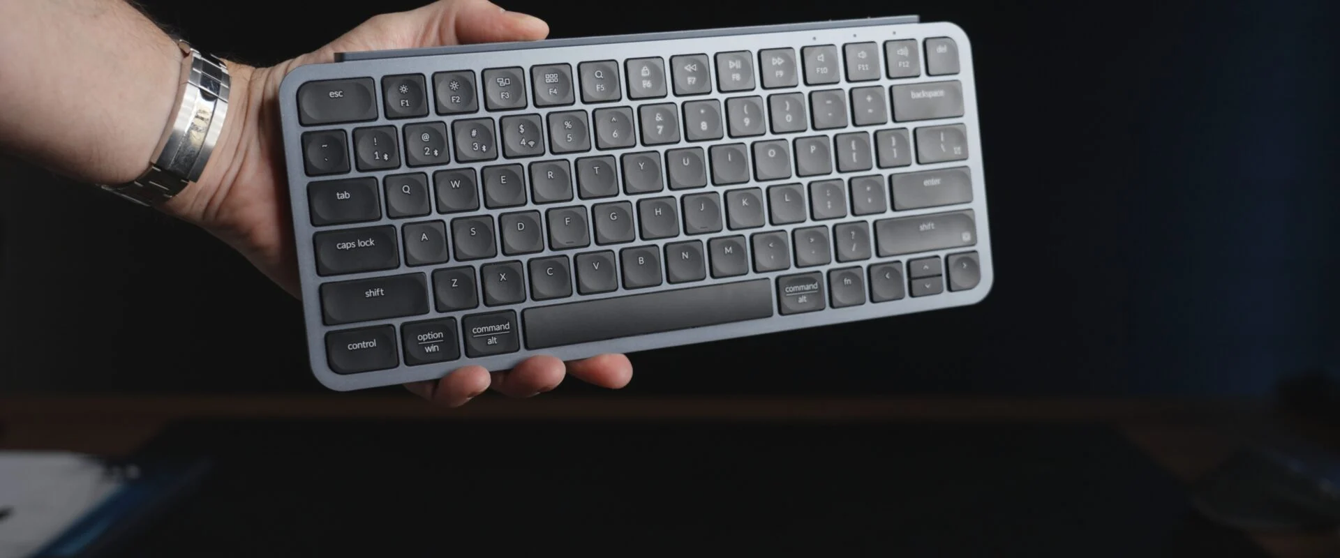 Keychron B1 Pro Travel Keyboard Review